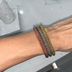 ⭐️4 for 12$⭐️ set of 3 bracelets